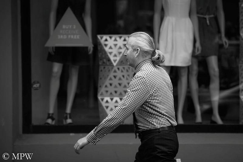 Auckland City street photo, Queent St, black and white